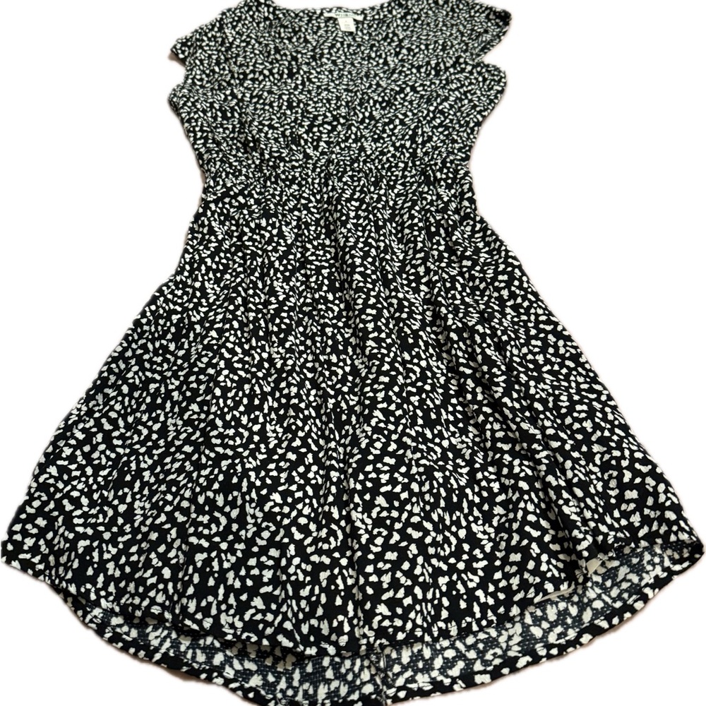 White House Black Market Monochrome Abstract Dress